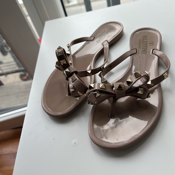 Valentino rockstud jelly sandals - Picture 3 of 9